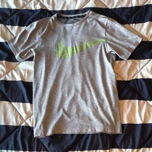 Boys XL Nike T-shirt.